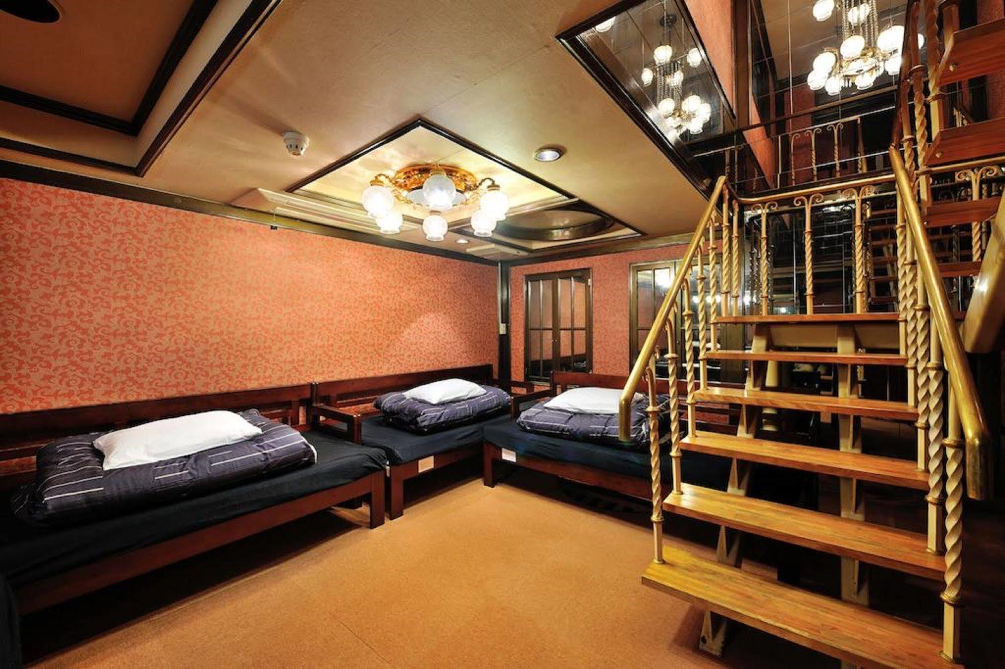 Khaosan World Asakusa Ryokan Tokio Exterior foto